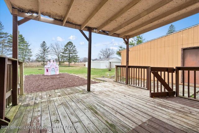 1570 S Williamston Road, Dansville, MI 48819