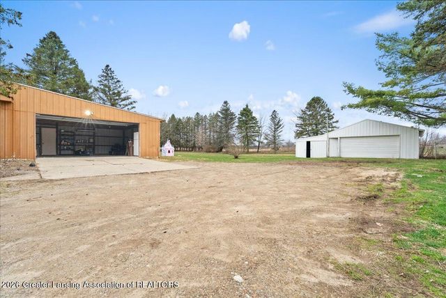 1570 S Williamston Road, Dansville, MI 48819