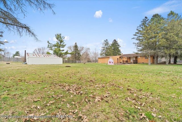 1570 S Williamston Road, Dansville, MI 48819