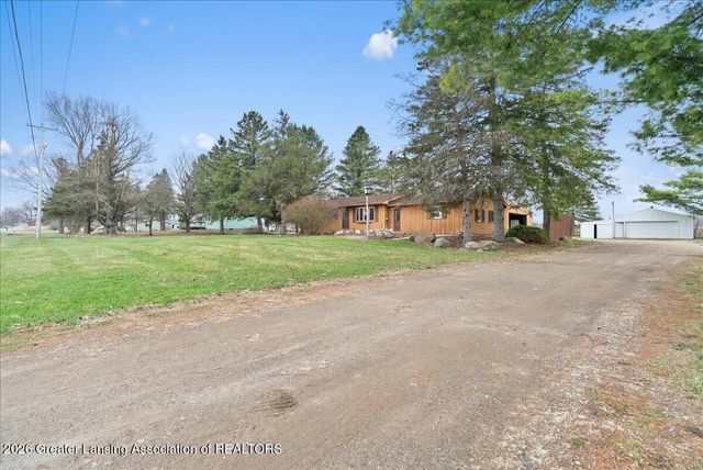 1570 S Williamston Road, Dansville, MI 48819