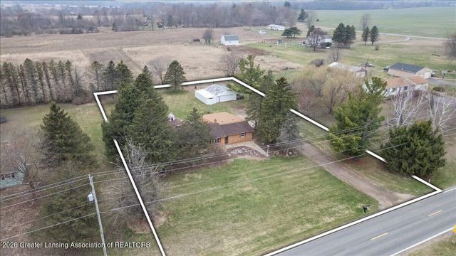 1570 S Williamston Road, Dansville, MI 48819