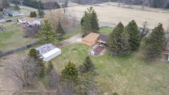 1570 S Williamston Road, Dansville, MI 48819