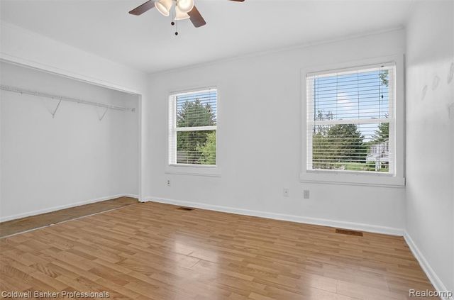 902 Little Hill Court, Rochester Hills, MI 48307