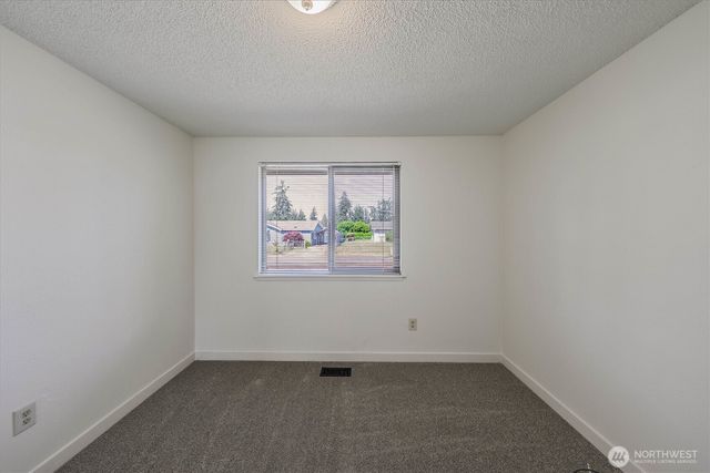 17109 20th Avenue E, Spanaway, WA 98387