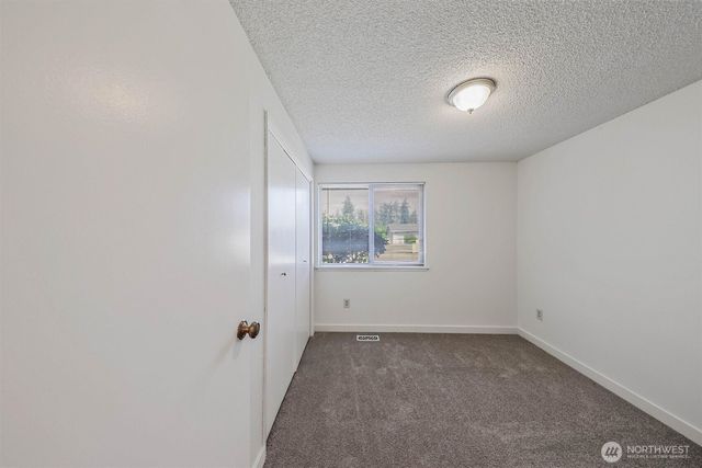 17109 20th Avenue E, Spanaway, WA 98387