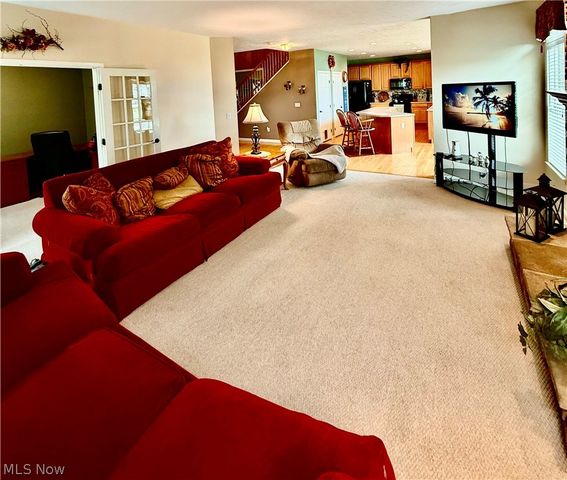 37663 Stoney Lake Drive, North Ridgeville, OH 44039