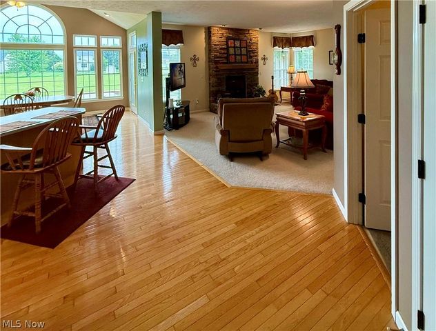 37663 Stoney Lake Drive, North Ridgeville, OH 44039