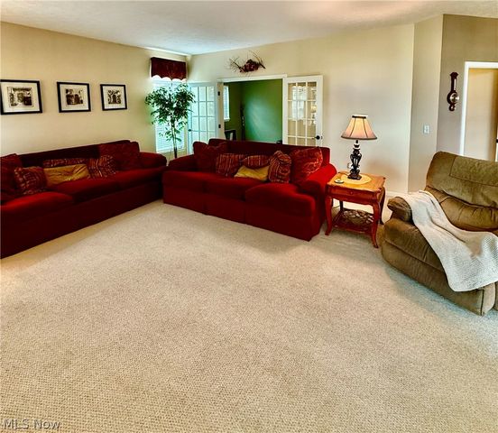 37663 Stoney Lake Drive, North Ridgeville, OH 44039