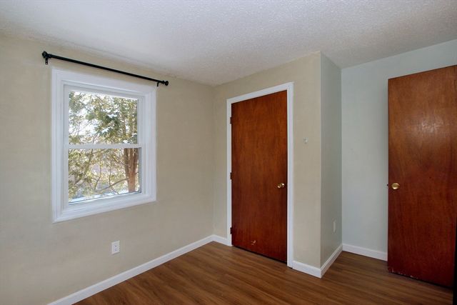 29 Wenonah Rd, Wareham, MA 02532