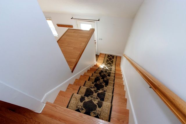 29 Wenonah Rd, Wareham, MA 02532