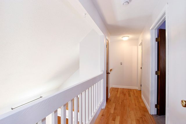 29 Wenonah Rd, Wareham, MA 02532