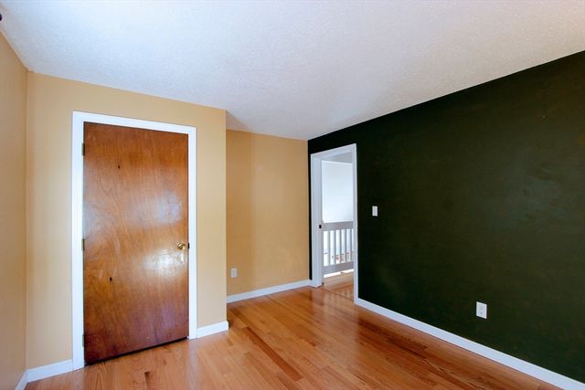 29 Wenonah Rd, Wareham, MA 02532