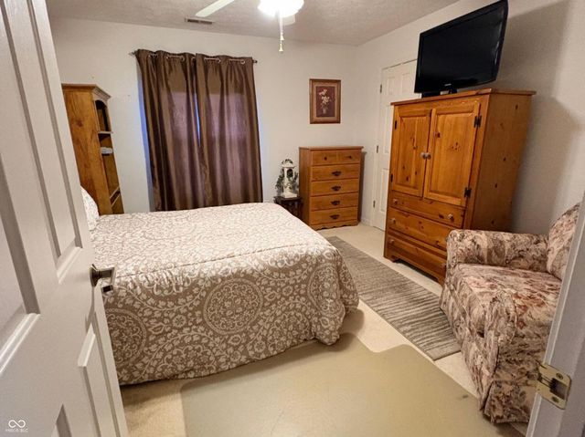 890 Millbrook Drive, Avon, IN 46123