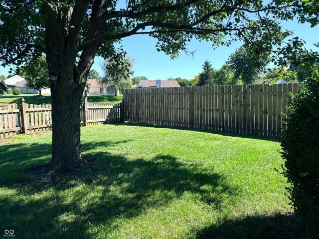 890 Millbrook Drive, Avon, IN 46123