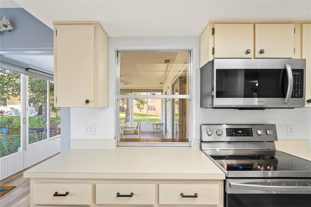 7107 POND VIEW COURT, Spring Hill, FL 34606