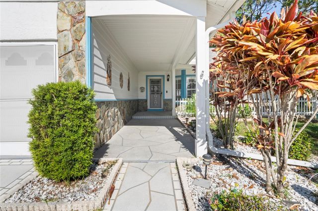 7107 POND VIEW COURT, Spring Hill, FL 34606