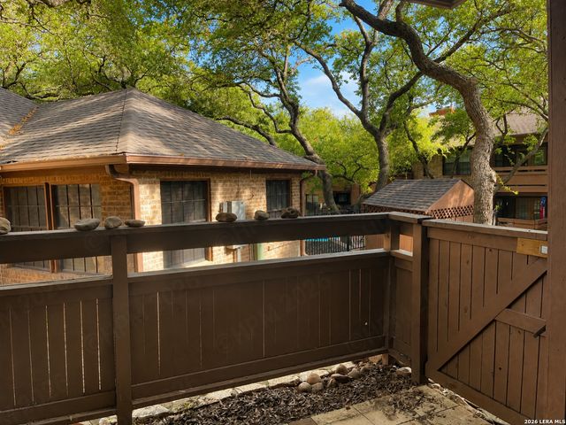 10955 Wurzbach Rd Apt 202, San Antonio, TX 78230