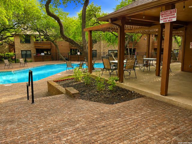 10955 Wurzbach Rd Apt 202, San Antonio, TX 78230