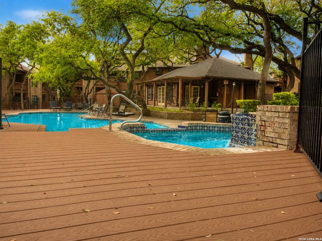 10955 Wurzbach Rd Apt 202, San Antonio, TX 78230