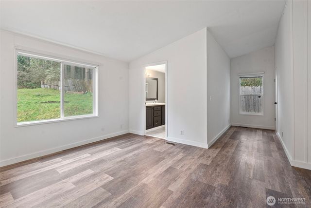 13942 169th Avenue SE, Rainier, WA 98576