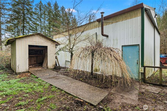 13942 169th Avenue SE, Rainier, WA 98576