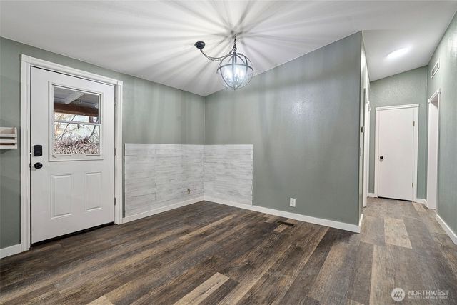 13942 169th Avenue SE, Rainier, WA 98576