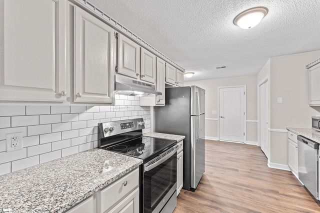 325 Skylark Circle, Greer, SC 29650