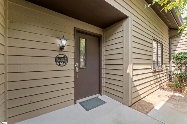 325 Skylark Circle, Greer, SC 29650