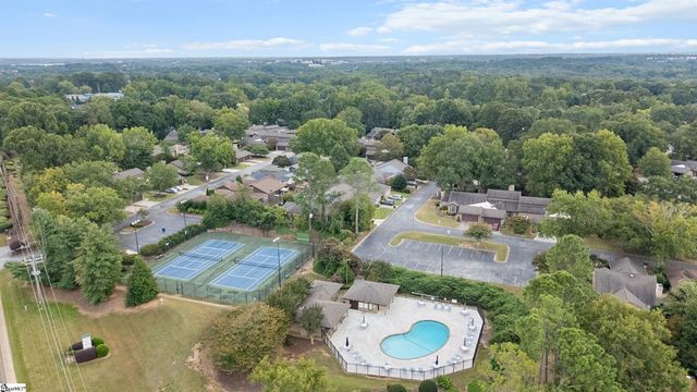 325 Skylark Circle, Greer, SC 29650