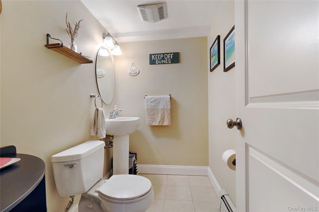 180 Beach 101 St 3A, Rockaway Park, NY 11694