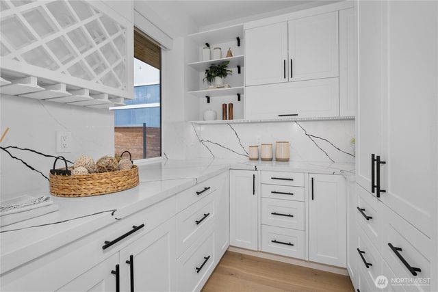 11855 89th Place NE, Kirkland, WA 98034