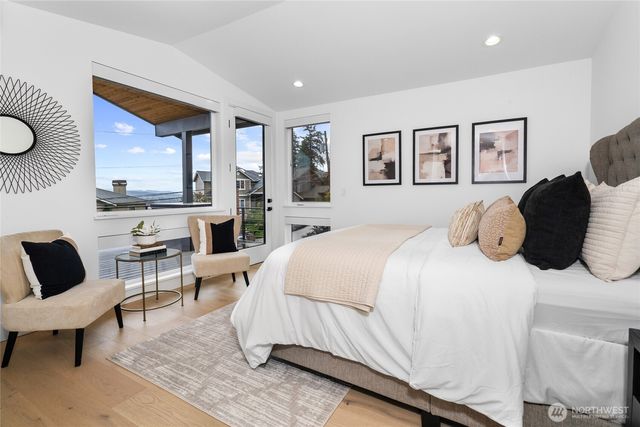 11855 89th Place NE, Kirkland, WA 98034