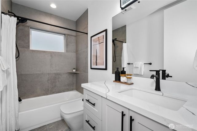 11855 89th Place NE, Kirkland, WA 98034