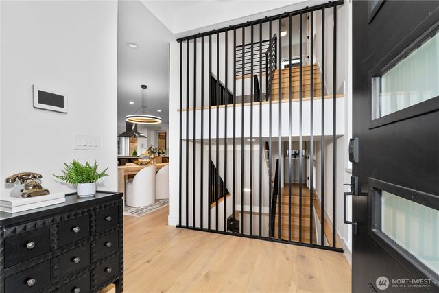 11855 89th Place NE, Kirkland, WA 98034