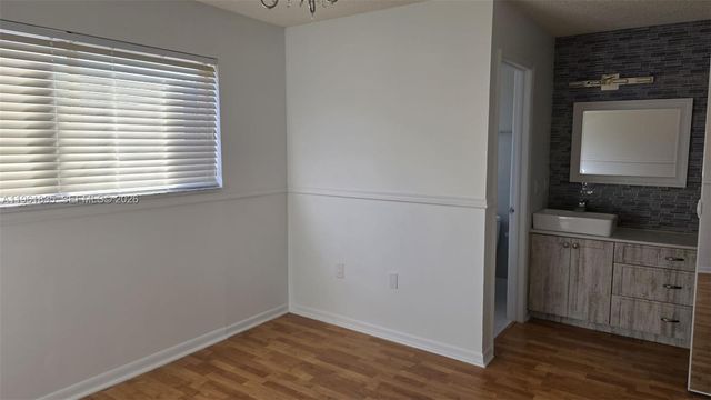 14905 SW 80th St 217, Miami, FL 33193