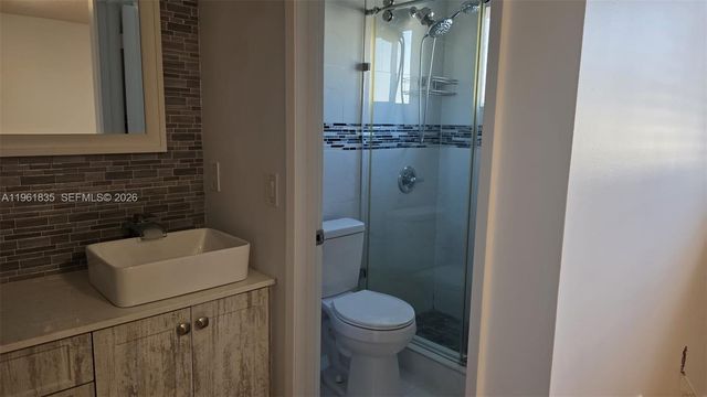 14905 SW 80th St 217, Miami, FL 33193