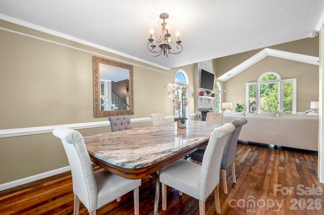 2133 Highland View Lane, Charlotte, NC 28214
