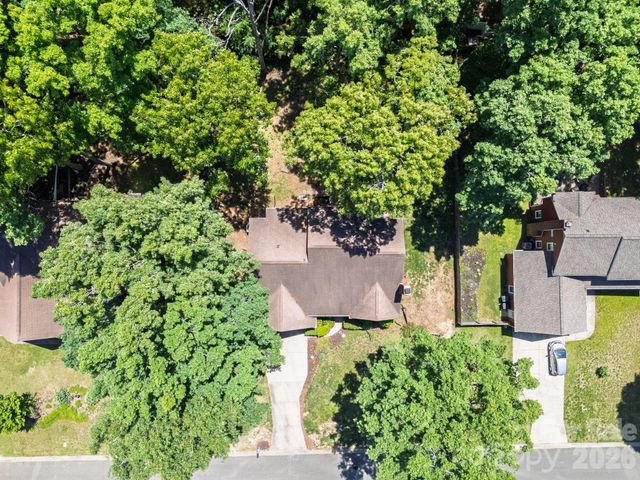2133 Highland View Lane, Charlotte, NC 28214