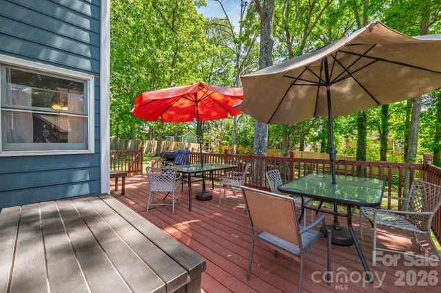 2133 Highland View Lane, Charlotte, NC 28214