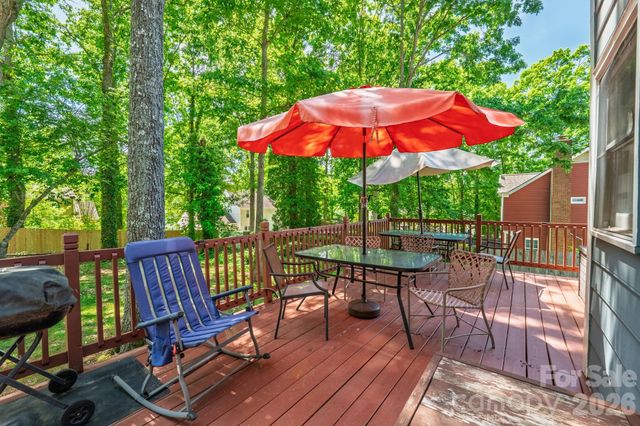 2133 Highland View Lane, Charlotte, NC 28214