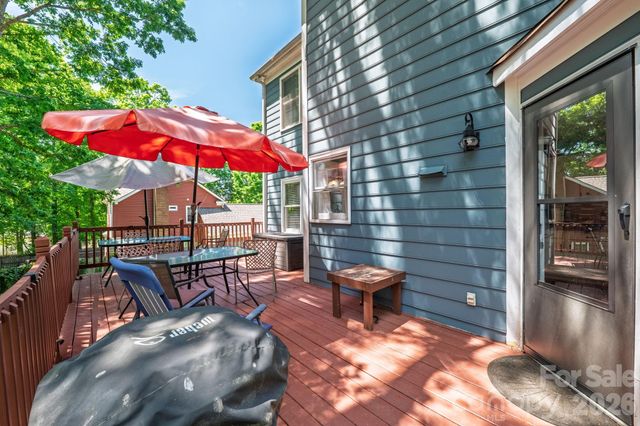 2133 Highland View Lane, Charlotte, NC 28214
