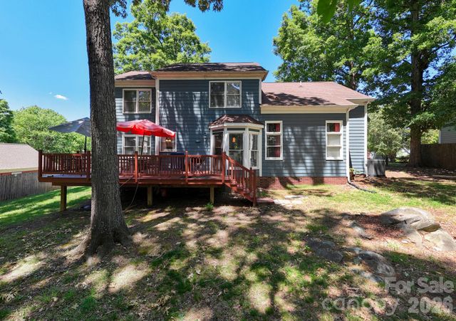 2133 Highland View Lane, Charlotte, NC 28214