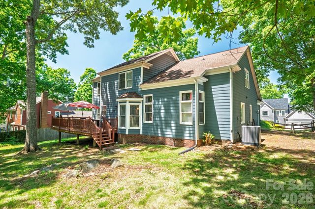 2133 Highland View Lane, Charlotte, NC 28214