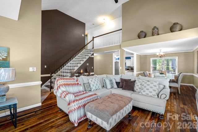 2133 Highland View Lane, Charlotte, NC 28214