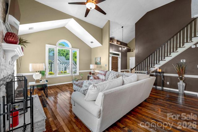 2133 Highland View Lane, Charlotte, NC 28214