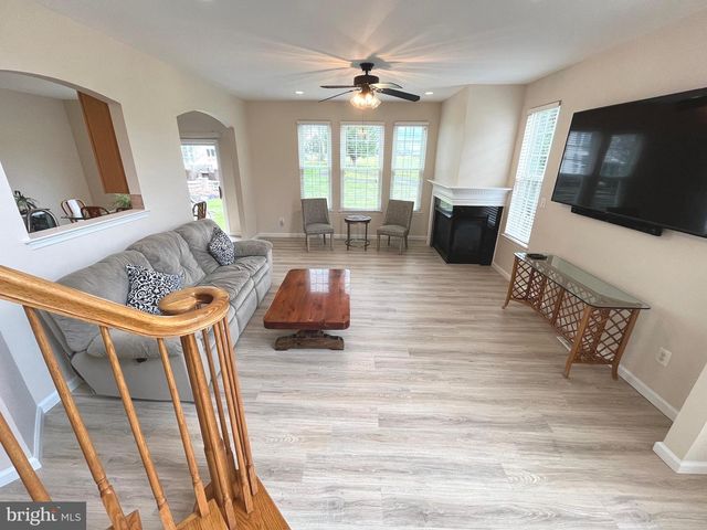 8 SAINT ANDREWS CT, Westampton, NJ 08060