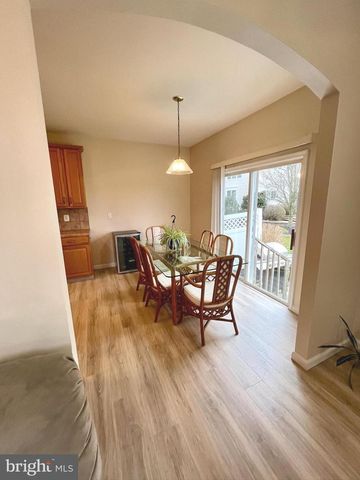 8 SAINT ANDREWS CT, Westampton, NJ 08060