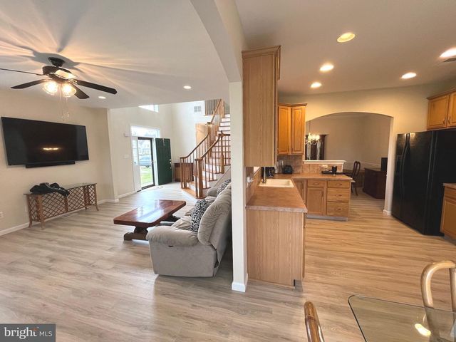 8 SAINT ANDREWS CT, Westampton, NJ 08060