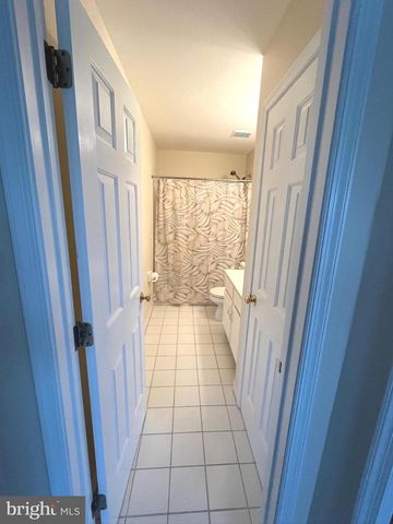 8 SAINT ANDREWS CT, Westampton, NJ 08060