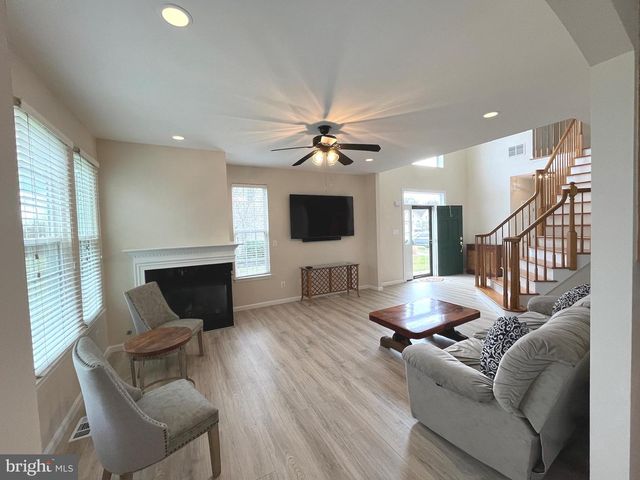 8 SAINT ANDREWS CT, Westampton, NJ 08060